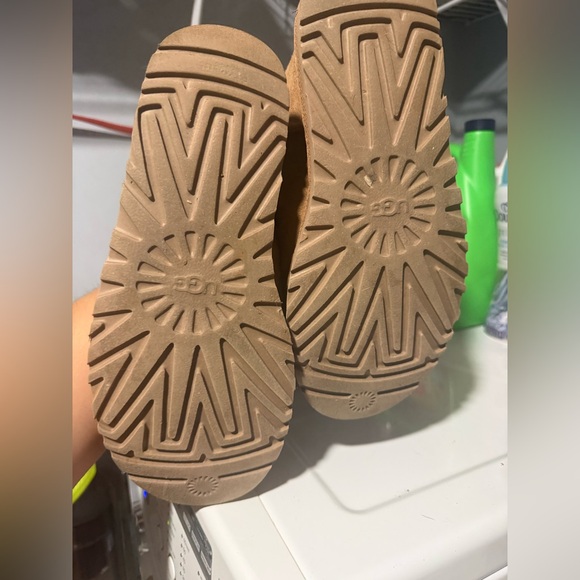 Mini Uggs - Picture 7 of 7